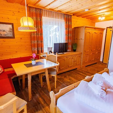 Apartment Bergidyll 6 By Alpenidyll Ramsau am Dachstein